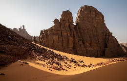 Tassili Desert Adventure: Exploring the Sahara's Hidden Wonders (6)