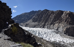 Karakoram Highway and Hunza Shangri-La, Pakistan (1)